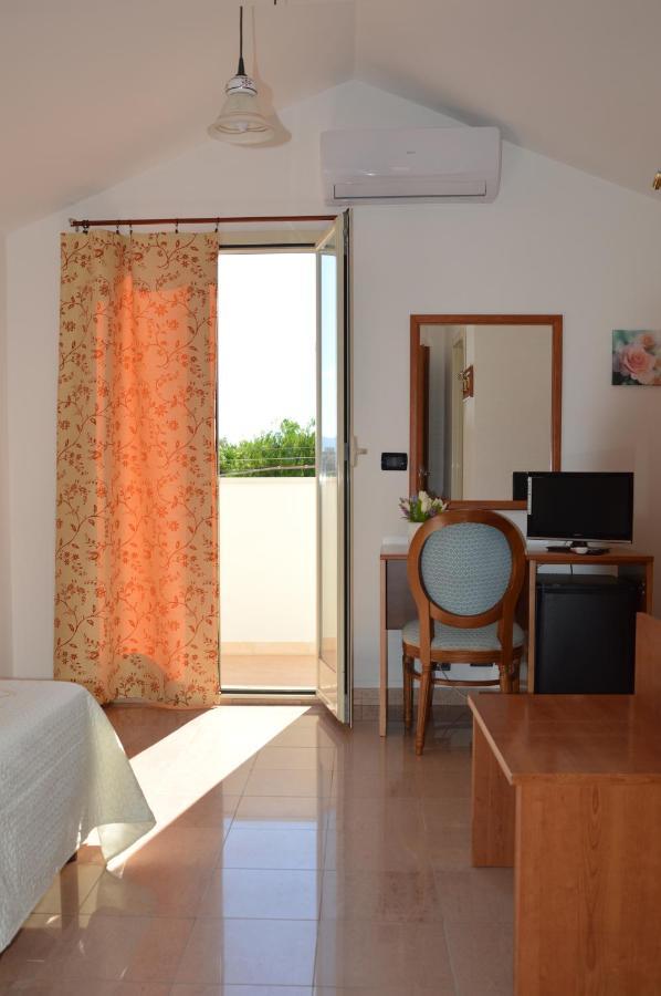 Hotel Isolabella Foce Varano Exteriér fotografie