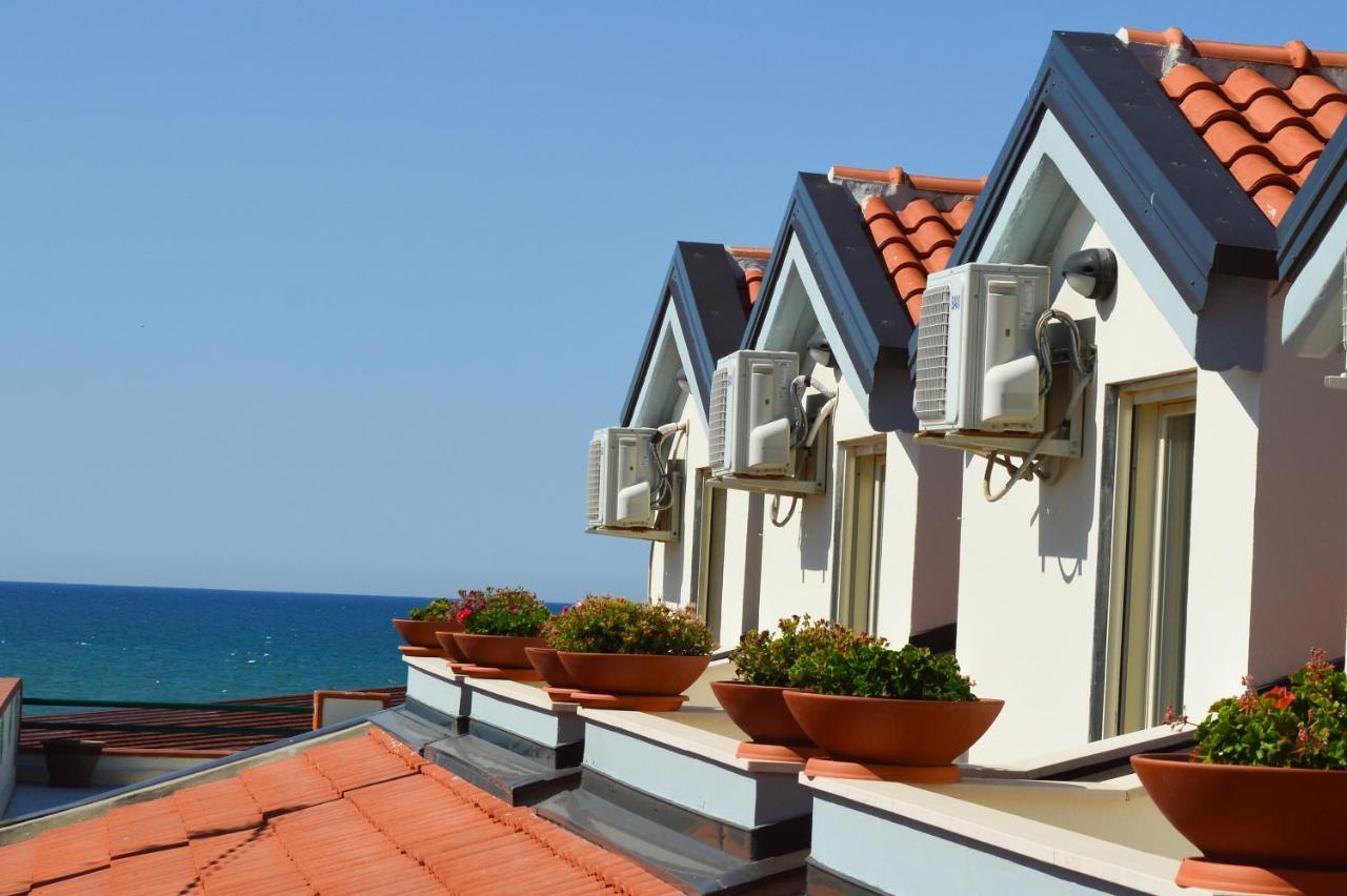 Hotel Isolabella Foce Varano Exteriér fotografie