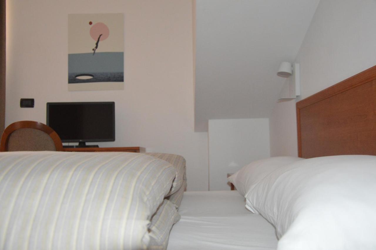 Hotel Isolabella Foce Varano Exteriér fotografie