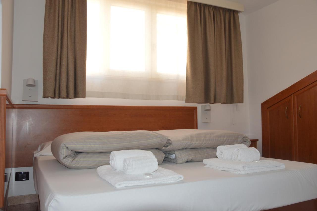 Hotel Isolabella Foce Varano Exteriér fotografie
