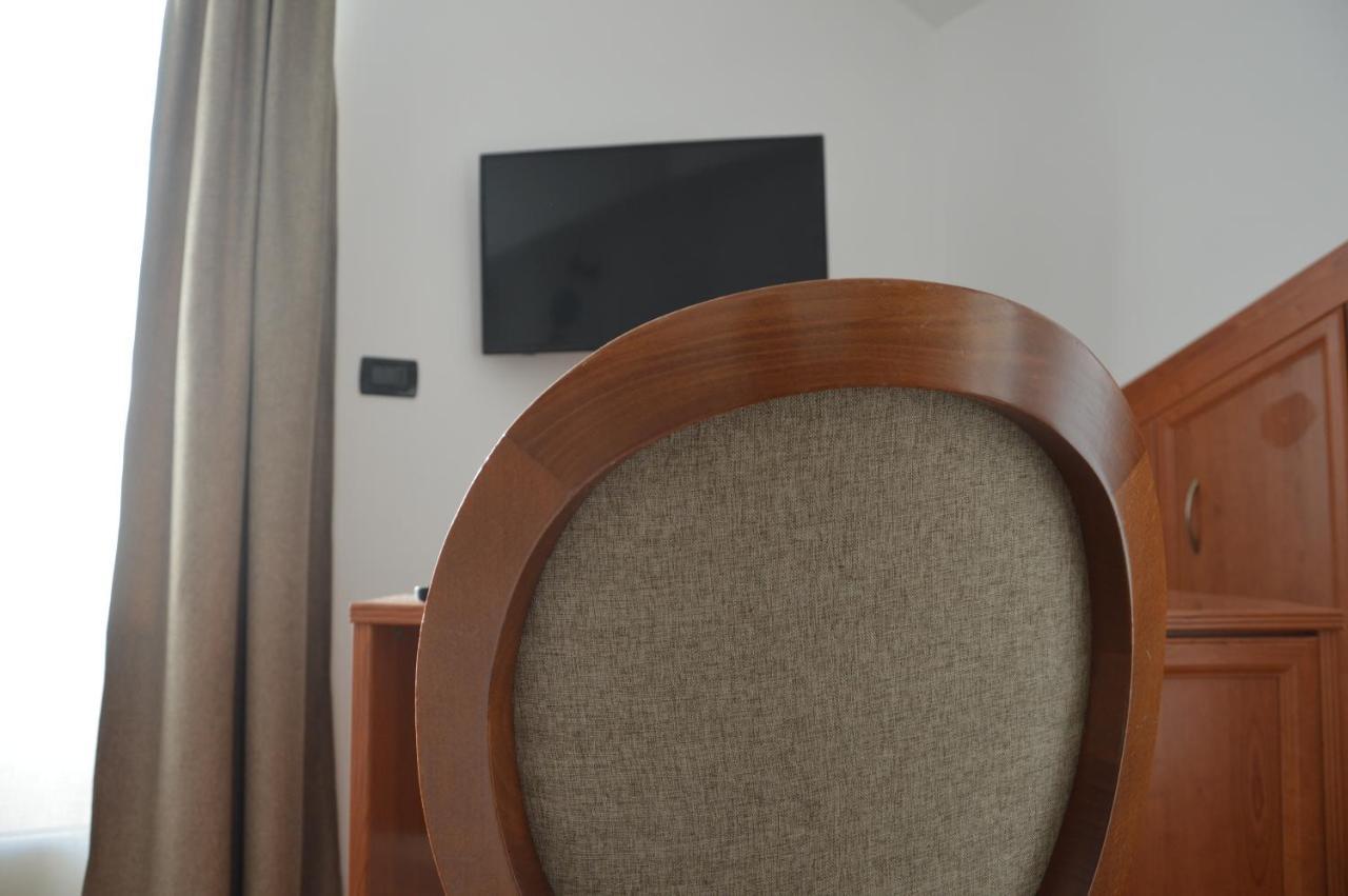 Hotel Isolabella Foce Varano Exteriér fotografie